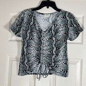 Free Kisses Black and Gray Puff Sleeve Ruched Blouse